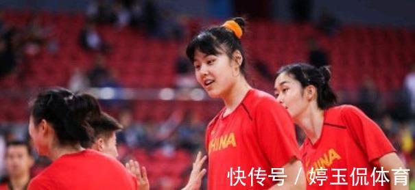姚明|中国女篮迎来巨无霸新星!预测身高2米30,十年内可再现姚明时代