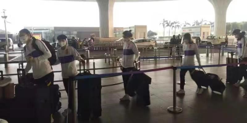中国东航|凯旋而归！中国女足搭乘中国东航航班启程回国