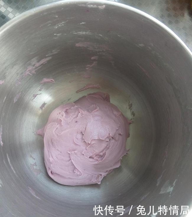 紫薯|教你做一口一个香甜的紫薯小馒头,小朋友们爱极了