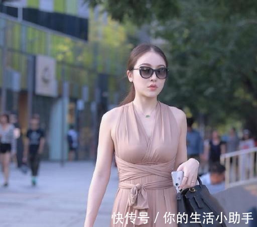 街拍|街拍 简约美, 这样的穿搭真心与众不同！