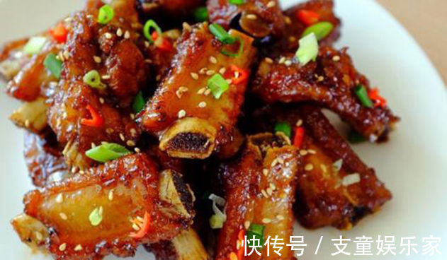 汤匙|美食优选金蒜大鸡腿、大盘鸡、香辣肉丝、糖醋排骨的做法