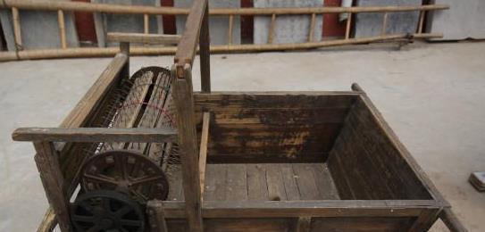 电视机#“罕见”的老物件认识一半的就很厉害了,全认识的孙子都有了!