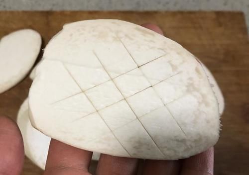 四月不吃肉也要吃這菜，補鈣促發育，孩子吃它健腦益智，頭腦聰明