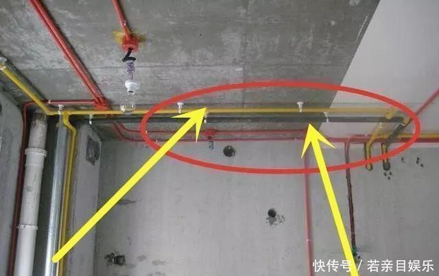 水管|水管走顶就是“骗局”一时听了我家亲戚忽悠,结果新房全都被毁