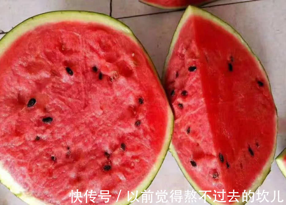 湿气|这三种水果被拉入“黑名单”,越吃你体内的湿气越重,还会得口臭