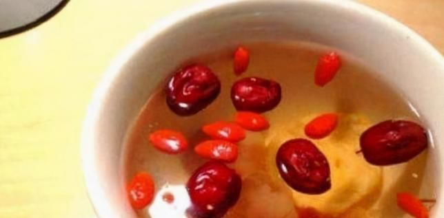 枸杞|枸杞泡水时,这些问题若不注意,或许喝了也白喝,多数人还不了解