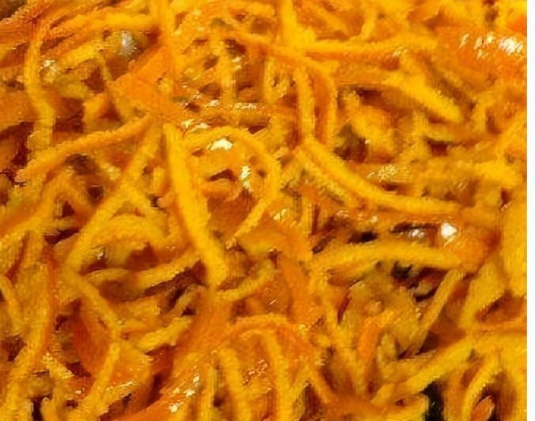 桔子皮别乱扔,学会这么做,瞬间将它变成健脾、养胃的美食