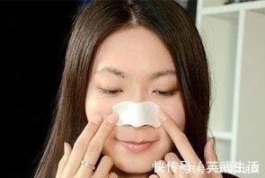 黑头|常见的4种错误的除黑头方法,奉劝:不要再用了,越除黑头越多