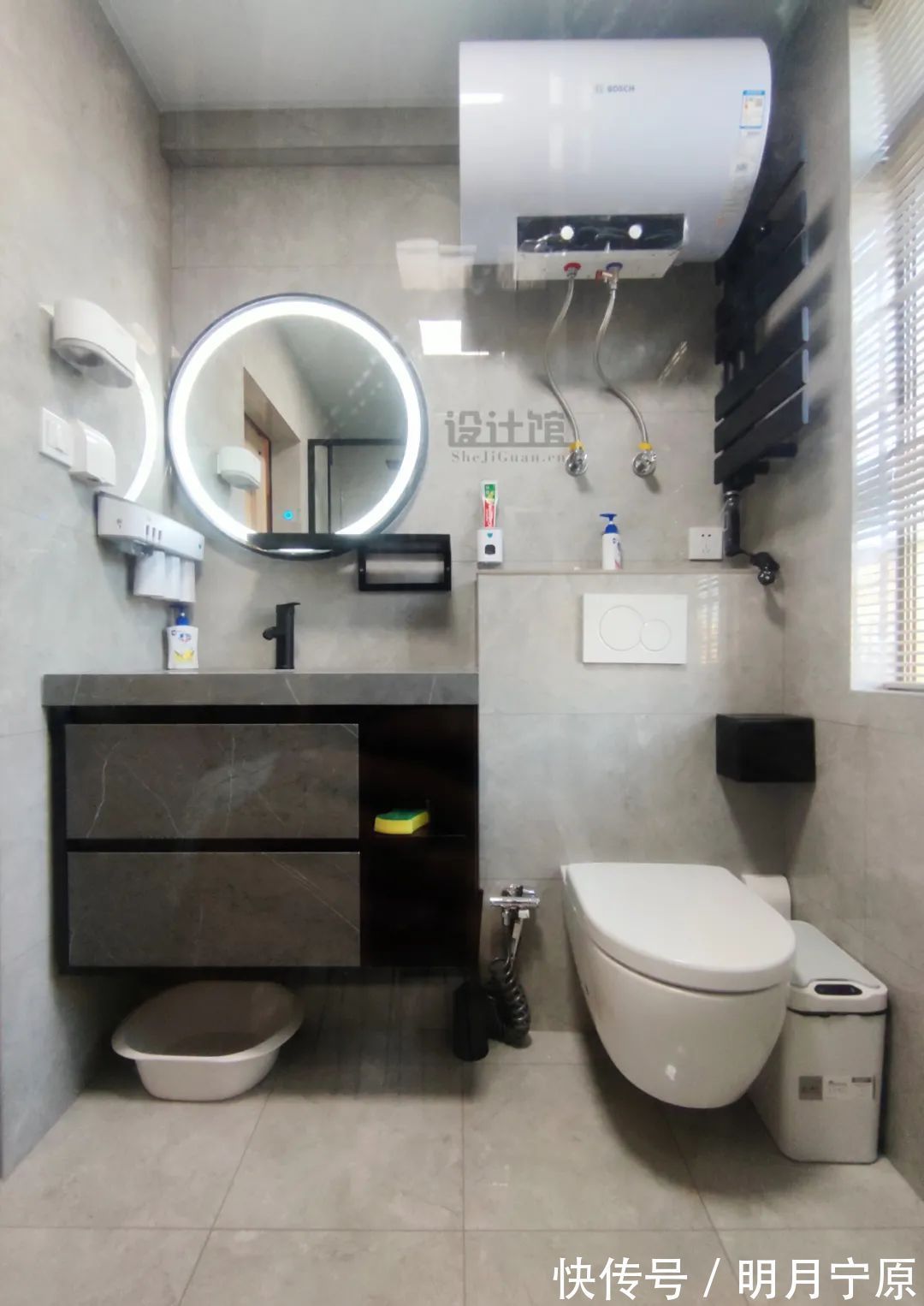 瓷砖|卫生间贴什么瓷砖?不光要好看,防滑与打理也很关键