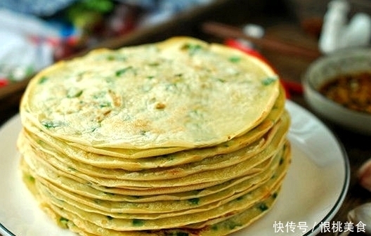 无油|无油健康的早餐饼,有菜有蛋有营养,又香又软,孩子一次吃三四张