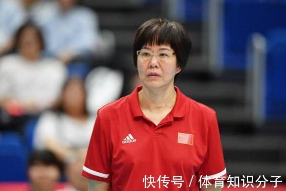选帅|中国女排选帅下文,郎平最新动态表达两层意思,排协做足表面文章