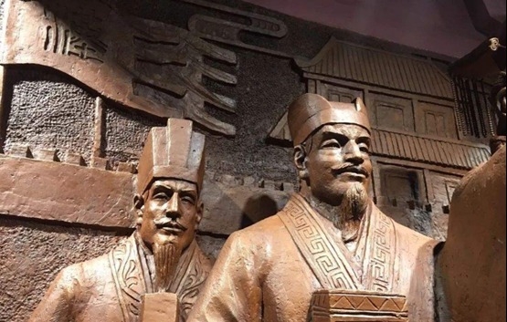 特征|为何有人小脚趾指甲不全?科学解释:瓣状甲特征,和血统来源无关