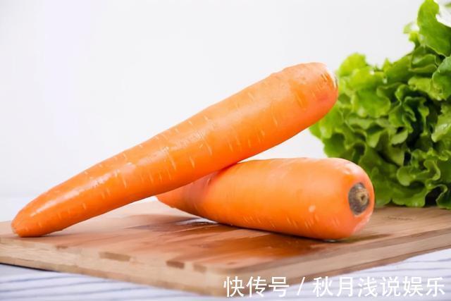 骨质疏松|妇科医生：女性过了50岁，需要及时补充4种营养素，别忽视