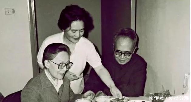 人生在世|杨绛人生在世,为的是什么她离世前的感慨,意味深长