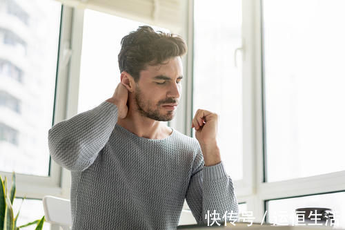 颈部|患上颈椎病怎么办？日常做好4件事，颈椎才能好得快