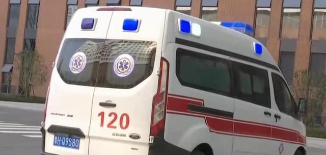 余杭二院|18岁男生寝室内突发腹痛,抢救无效15天后脑死亡