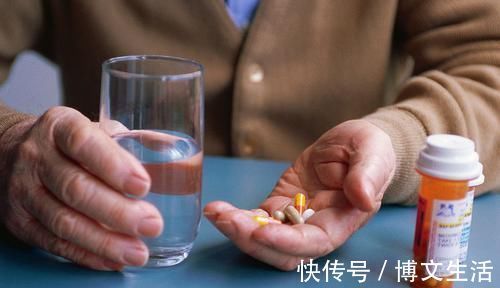 服用降压药|高血压患者每天都要吃降压药，一旦出现副作用，应该怎么处理