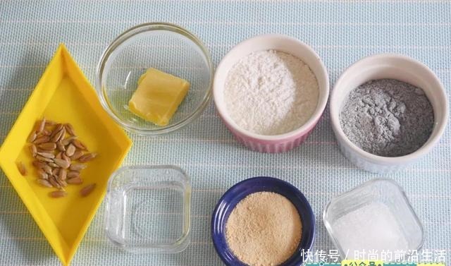 黑芝麻发糕|比奶豆更健康、比小饼更好吃,保证你和宝宝抢着吃!宝宝辅食