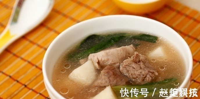 莲藕|秋天就要多吃4白3黄,少吃3绿,滋补润肺,去秋燥,顺利度过秋天