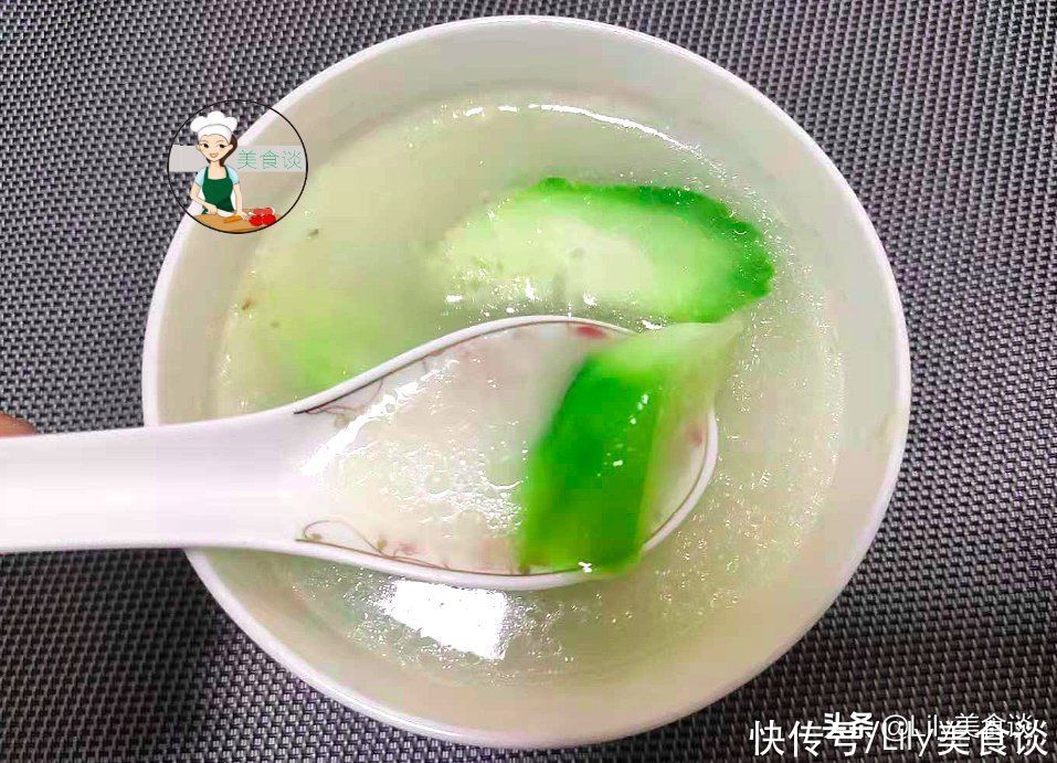 骨头|夏天，丝瓜和它是绝配，切块煮汤，鲜甜清爽营养，比喝骨头汤过瘾