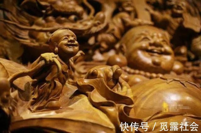 齐白石#最具收藏价值的木雕作品,都是什么样子的