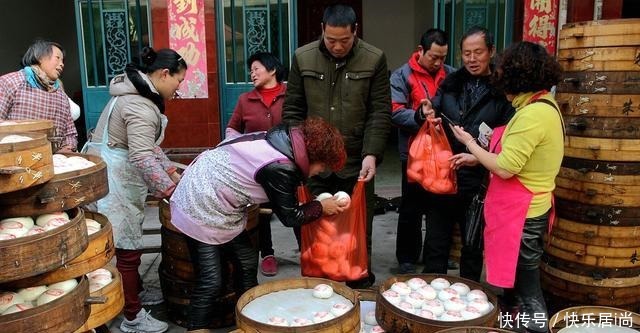 儿时的忙年镬馒头 蒸年糕