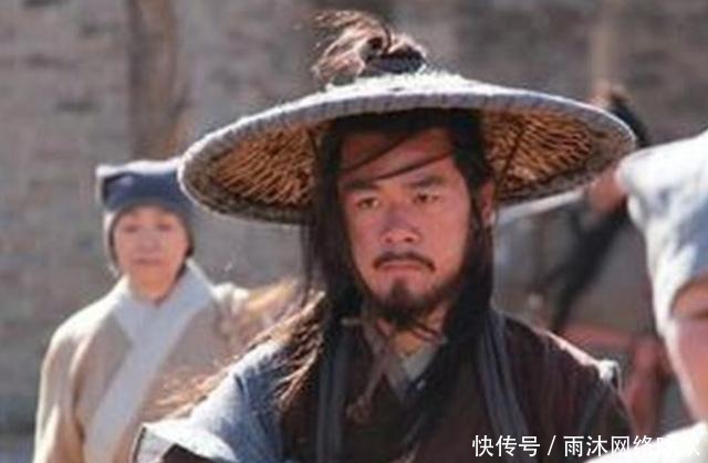 这3人恨透宋江,上梁山前个个身怀绝技,上山后却从没施展过