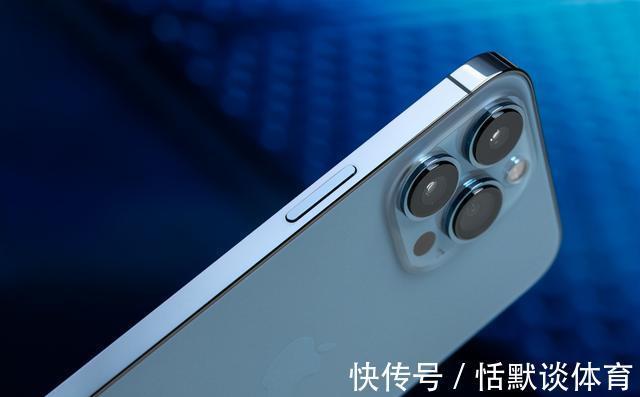 oled|买手机不要抠抠搜搜,目前这4部手机最值得买,用三五年不成问题