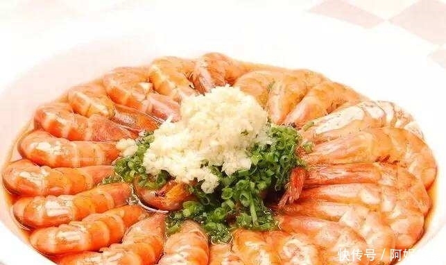 鲜虾|煮虾的时候直接放水里煮是错的，多做1步，虾肉吃起来鲜嫩还不腥