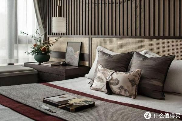 背景墙|生活艺术家 篇二十:广东夫妻的新家火了,坚持全屋“含蓄风”,进门后高级感藏不住了