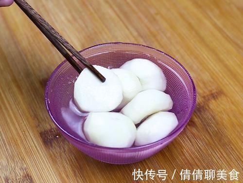 谨记|炸猪肉丸子时，谨记“2不放、加3样”丸子外焦里嫩，放凉也不硬