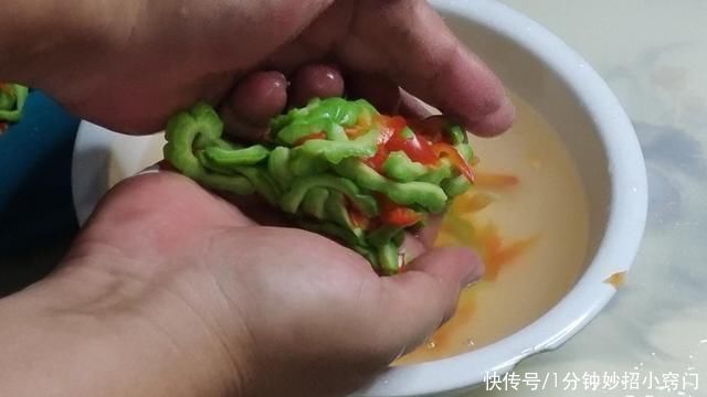 高手|吃了半辈子苦瓜,第一次见这种做法,真是高手在民间,涨见识了