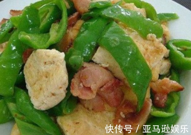 小肚子|炒青椒加一宝,女性常吃,祛湿排毒,小肚子平了,皮肤也细腻!