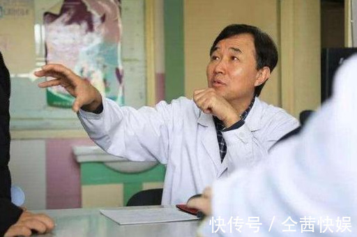 宝妈|媳妇产后三天没吃饭,老公心疼质问医生,医生回复吃什么吃!