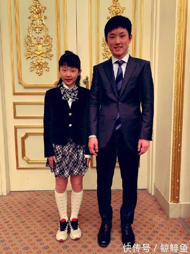 国乒队|张本智和一家四口,妈妈曾是国乒名将,妹妹已成国乒潜在难缠对手