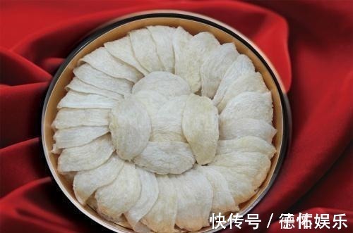 亏待|女性再穷也不能亏待自己,多吃一种“玻尿酸”,延缓衰老显年轻