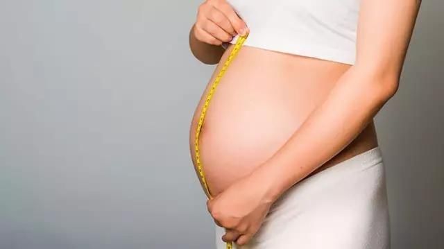 脐带|胎儿发育大小和孕周数不符?看完就明白了