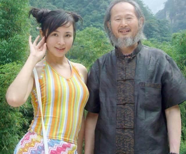 为女儿画人体，狂言7位数都不卖的他，如今却自责：委屈女儿了