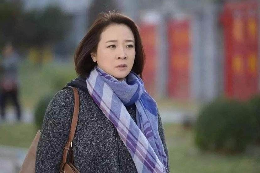 打了200瘦脸针,为拍戏流掉孩子,农村一姐王茜华有多疯狂