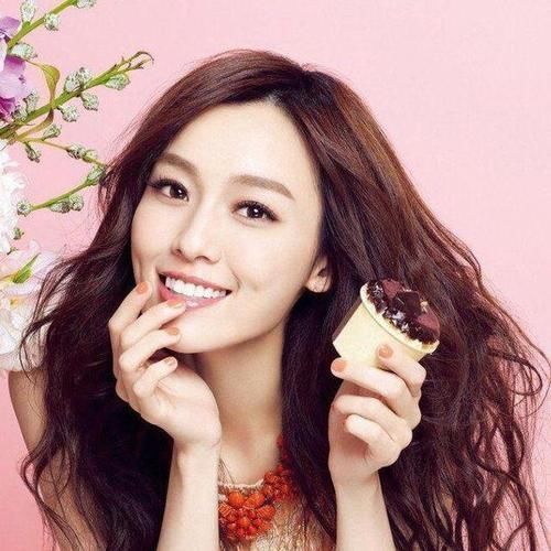 女生常见脸型分几种,瓜子脸不是最美,尤其第2种,化妆也难拯救