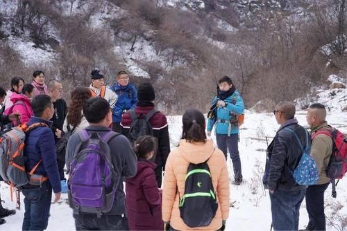 在线|临猗在线粉丝们又征服了一座雪山～汤王山之颠