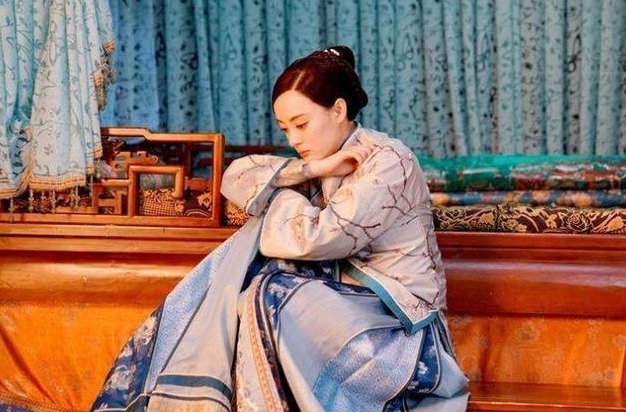 自由|她被大伯哥幽禁小屋50年,死后才得自由,关她的小屋现成有名景点
