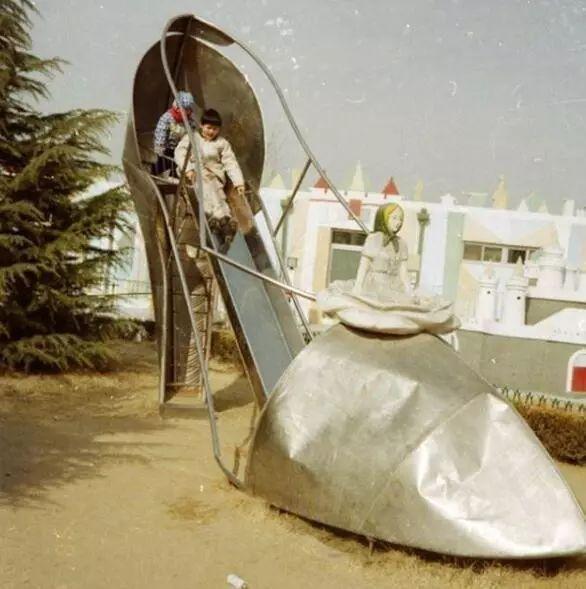 回忆杀&法国艺术家花7年,拯救85万张中国老照片,每张都是回忆杀