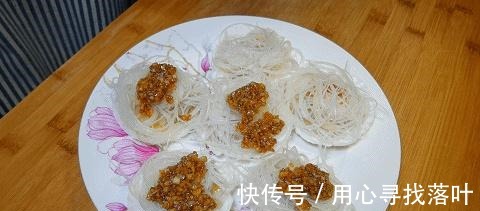 扇贝|蒜蓉粉丝蒸扇贝,这样做简单又好吃,肉质鲜嫩不腥,营养好味道棒!
