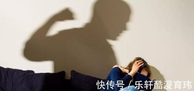 小明|孩子心理权威测试,这五个表现全都有,说明你家孩子自卑心很重