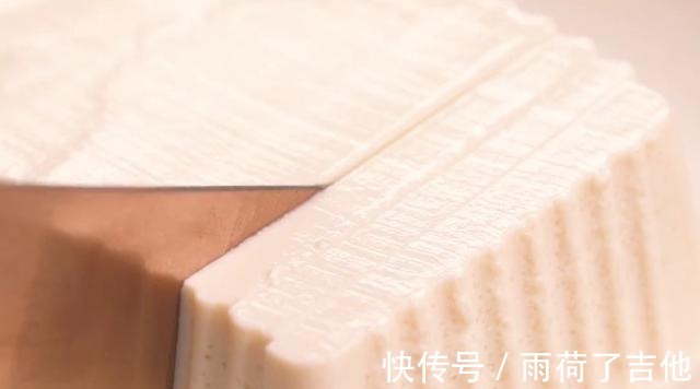 简单好吃的葱油黄瓜蒜香豆腐,软嫩营养又美味,老少皆宜的美食!