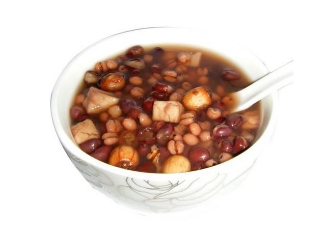 龙眼|劝告退休的老人,不管有钱没钱,多吃此4样,让你腿脚更利索