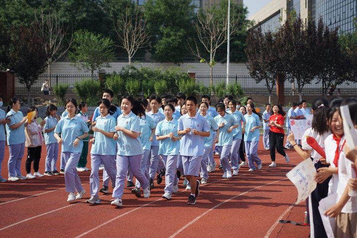 山大附中奥体中路学校|送祝福，祝成功！山大附中奥体中路学校初三学子的最后一次跑操