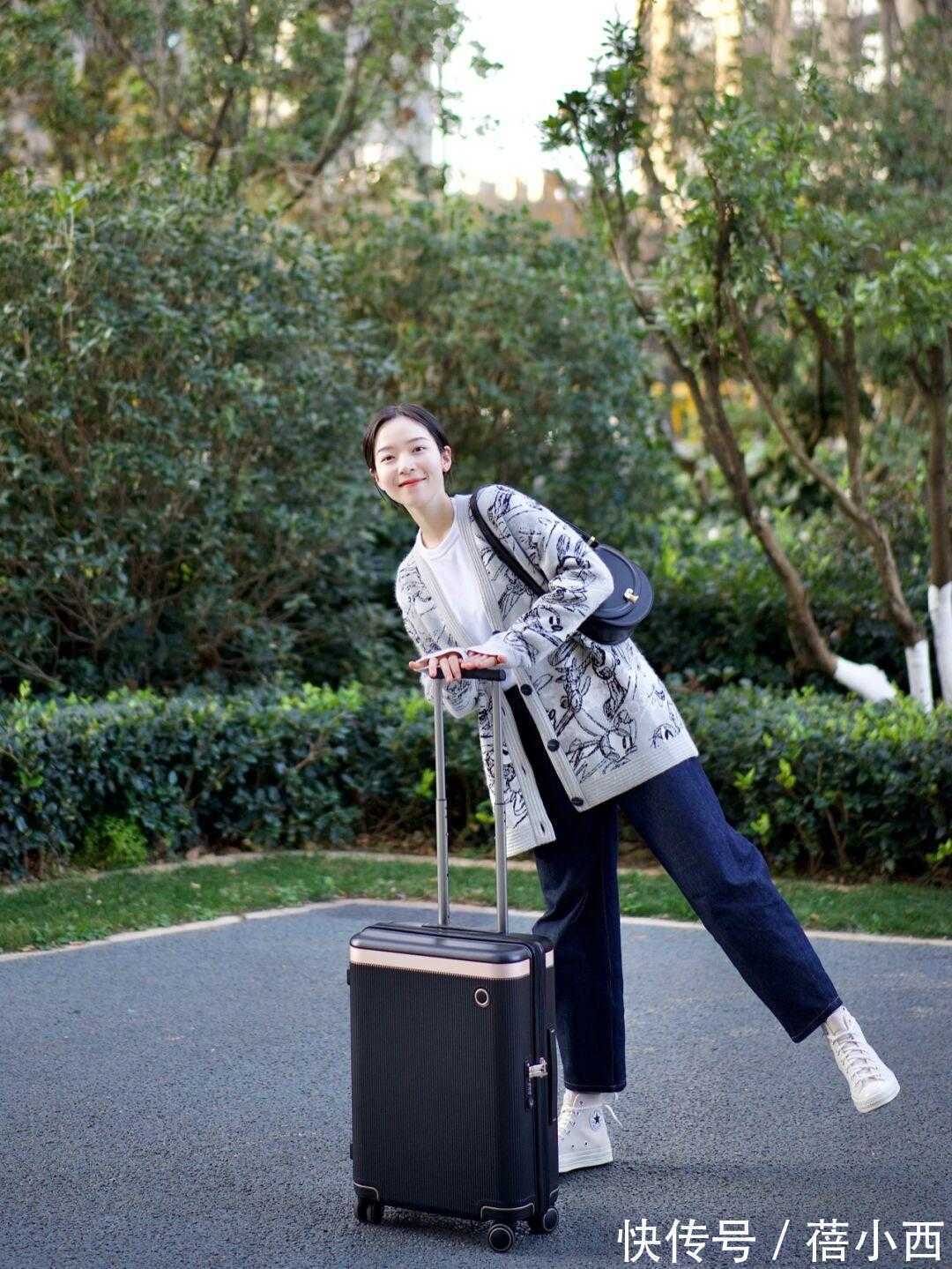 毛衣 穿“毛衣”下半身不知道怎么搭?建议这3条裤子,遮肉显瘦还百搭