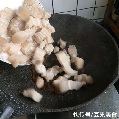 大厨教你这么做红烧肉，分分钟就可以学会